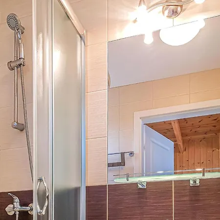 Σπίτι διακοπών In With Wifi *